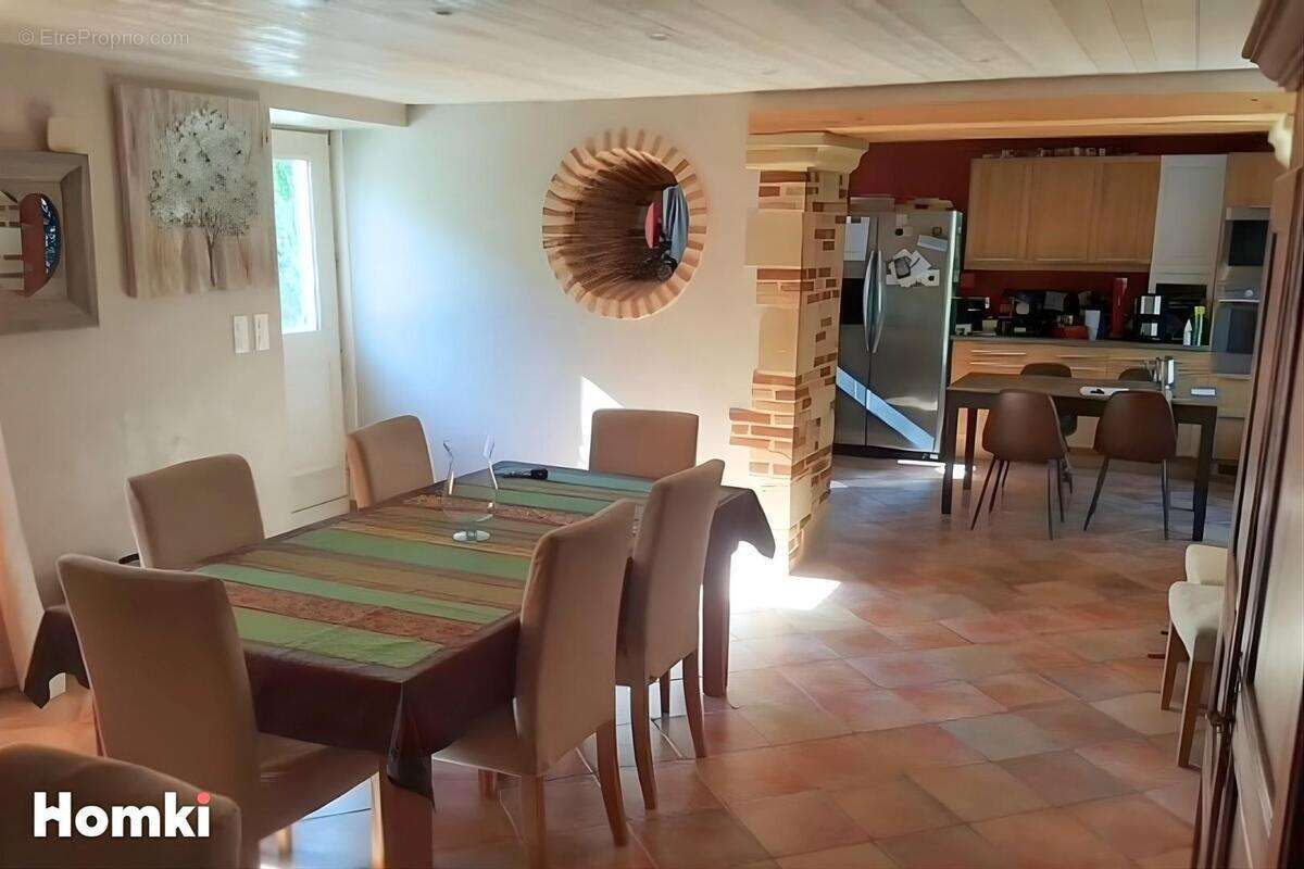 Maison à ROUSSILLON