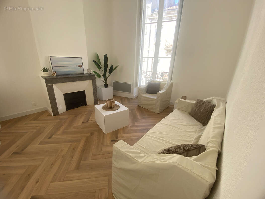 Appartement à NIMES