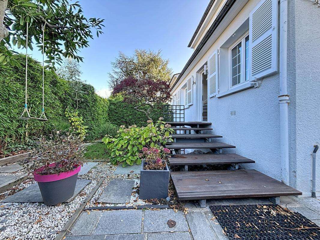 Maison à CROISSY-SUR-SEINE