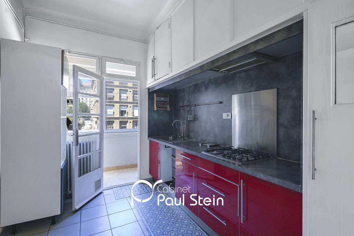 Appartement à MARSEILLE-2E