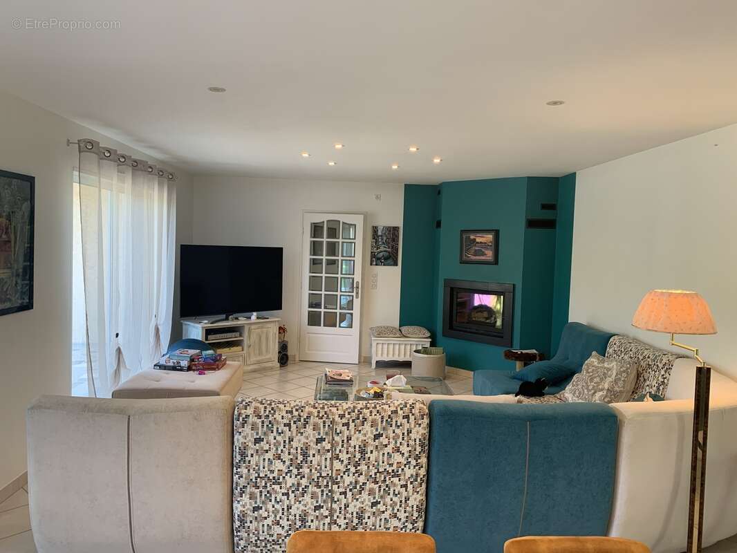 Maison 147 m² à Brignac-La-Plaine  - photo 156