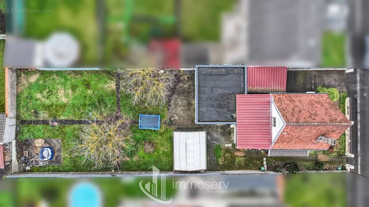 Maison à AMNEVILLE