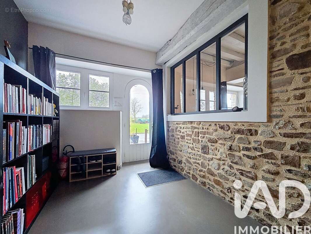 Maison 137 m² à Val-D'ize  - photo 4