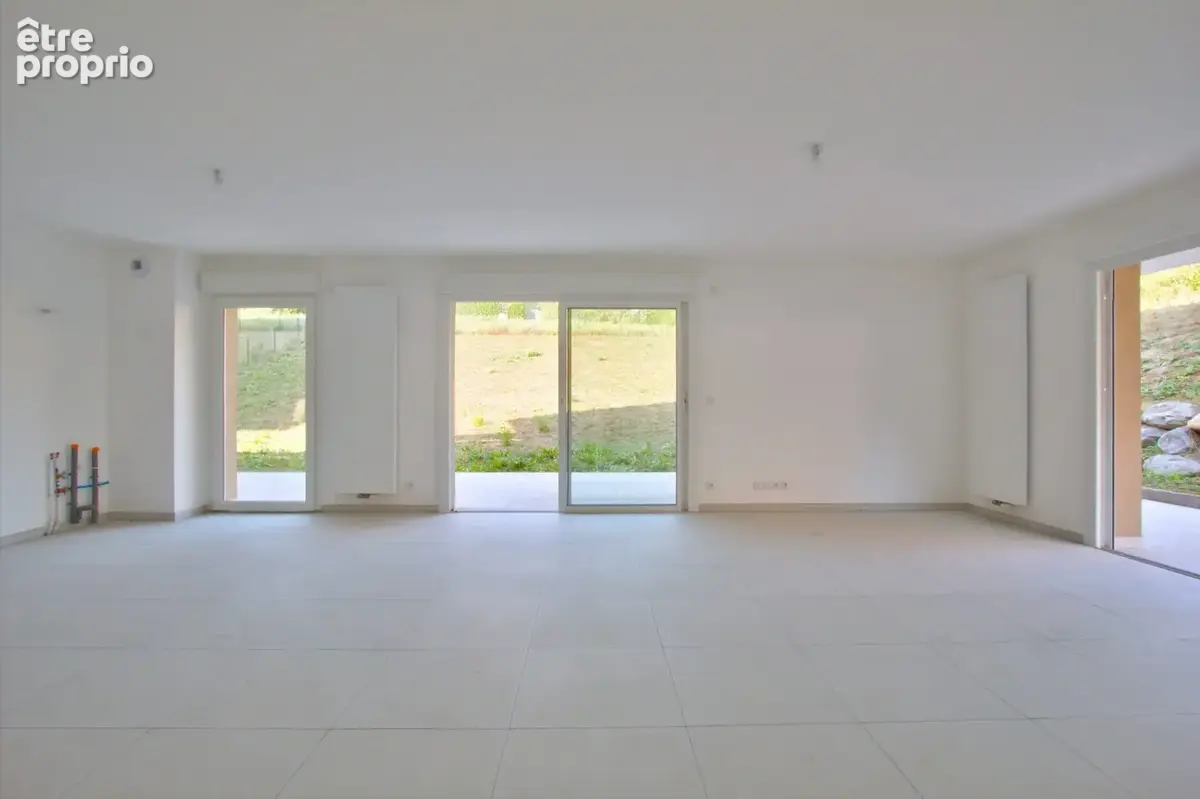 Appartement 4 pièces 91 m² à vendre à Aigueblanche (73260) - photo 4