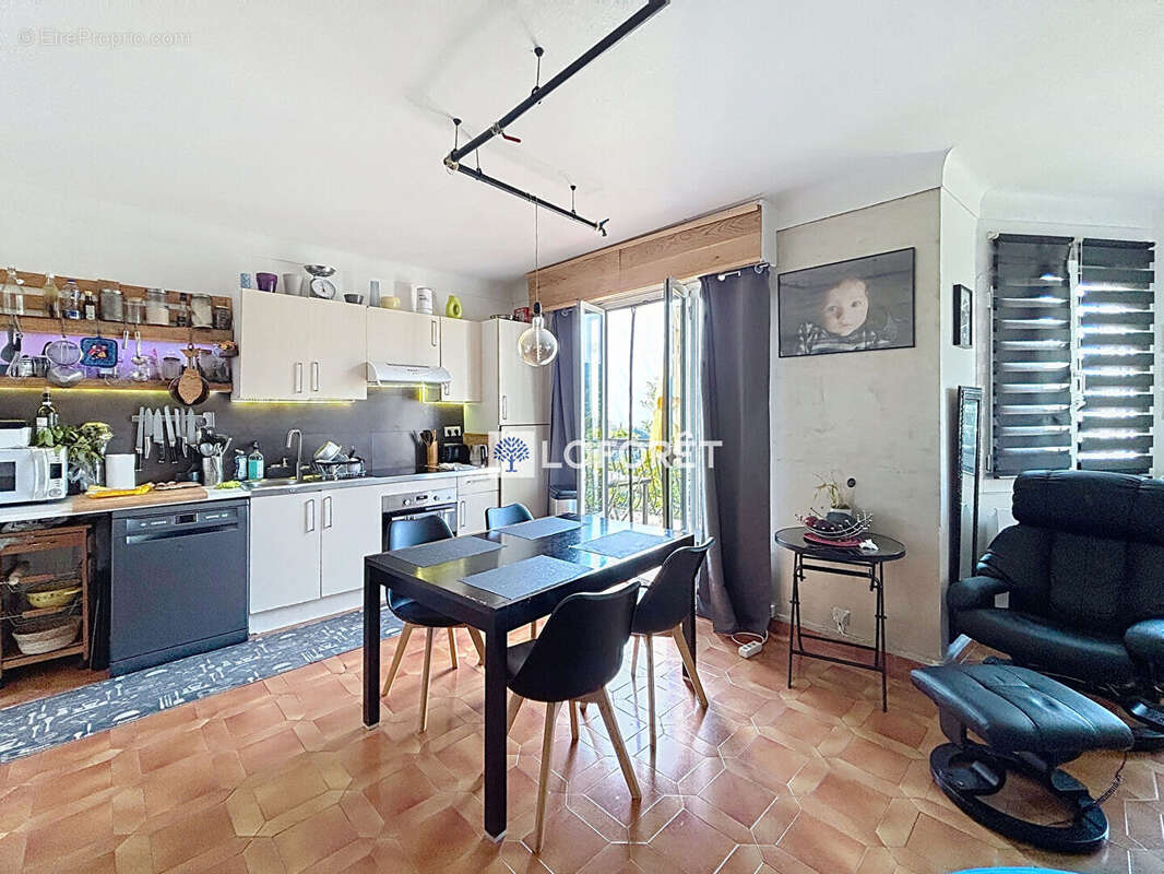 Appartement à MENTON