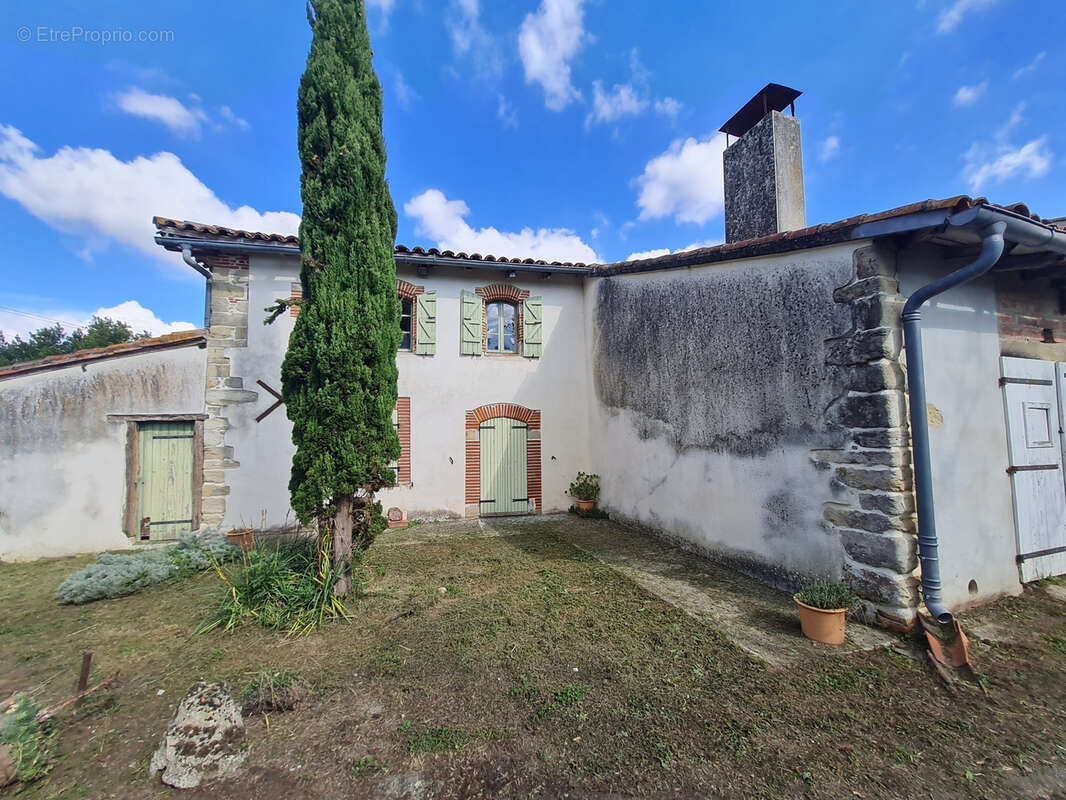 Maison à CARAMAN