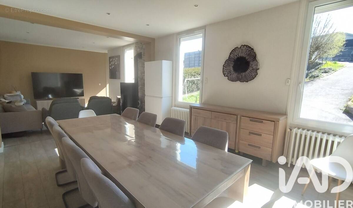 Photo 1 - Maison à OYONNAX