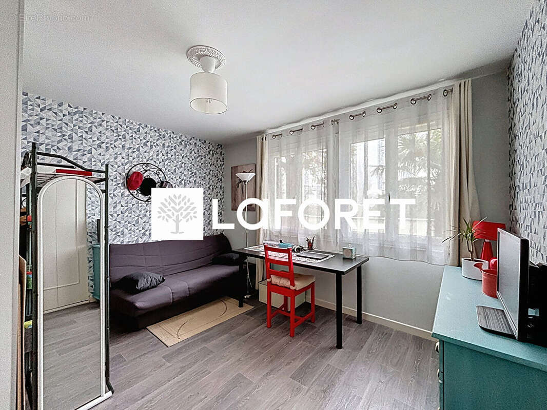 Maison à MOISSY-CRAMAYEL