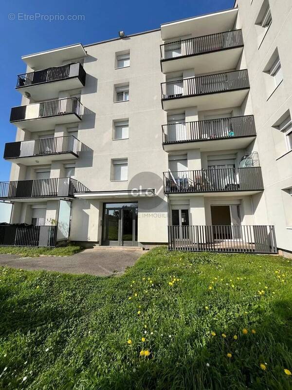 Appartement à VAULX-EN-VELIN