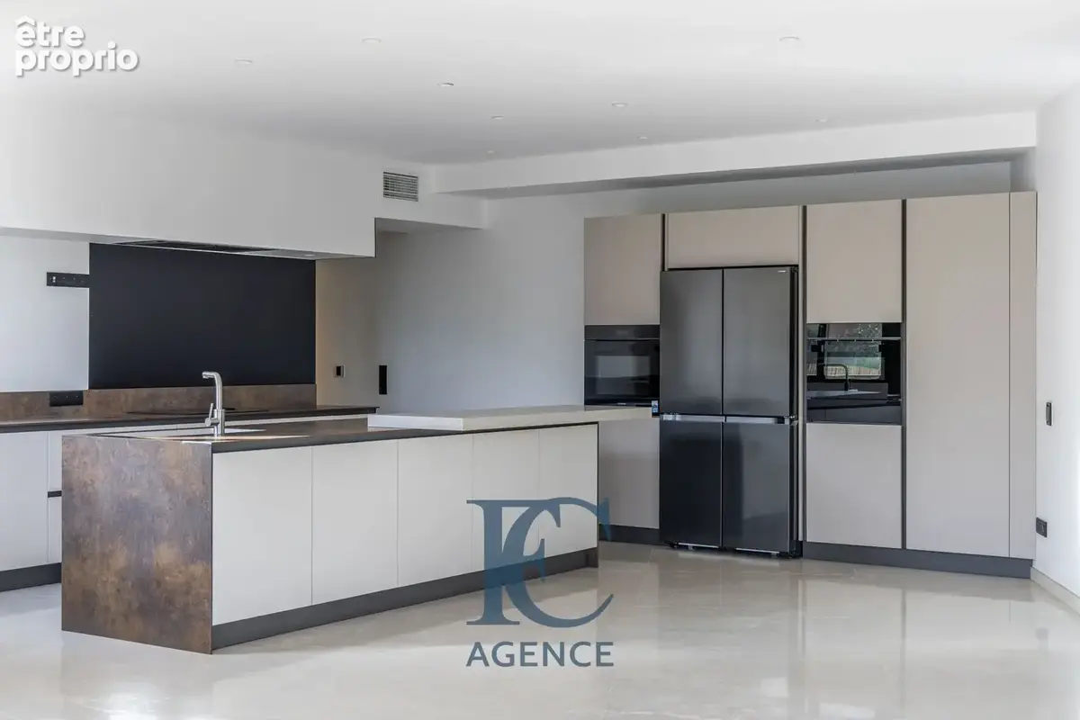 Maison contemporaine 210 m2 à 10 minutes à pied des plages - photo 2