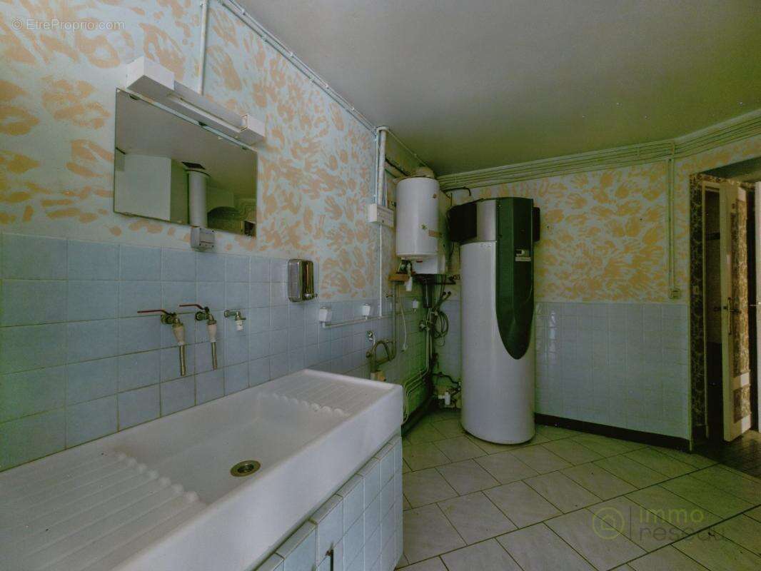 Maison 232 m² à Boisredon  - photo 6