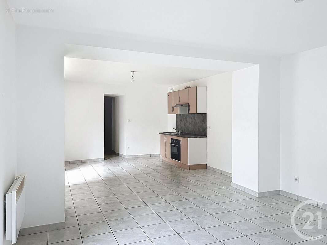 Appartement 68 m² à Epinal  - photo 3