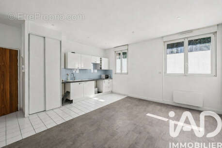 Photo 2 - Appartement à MONTROUGE