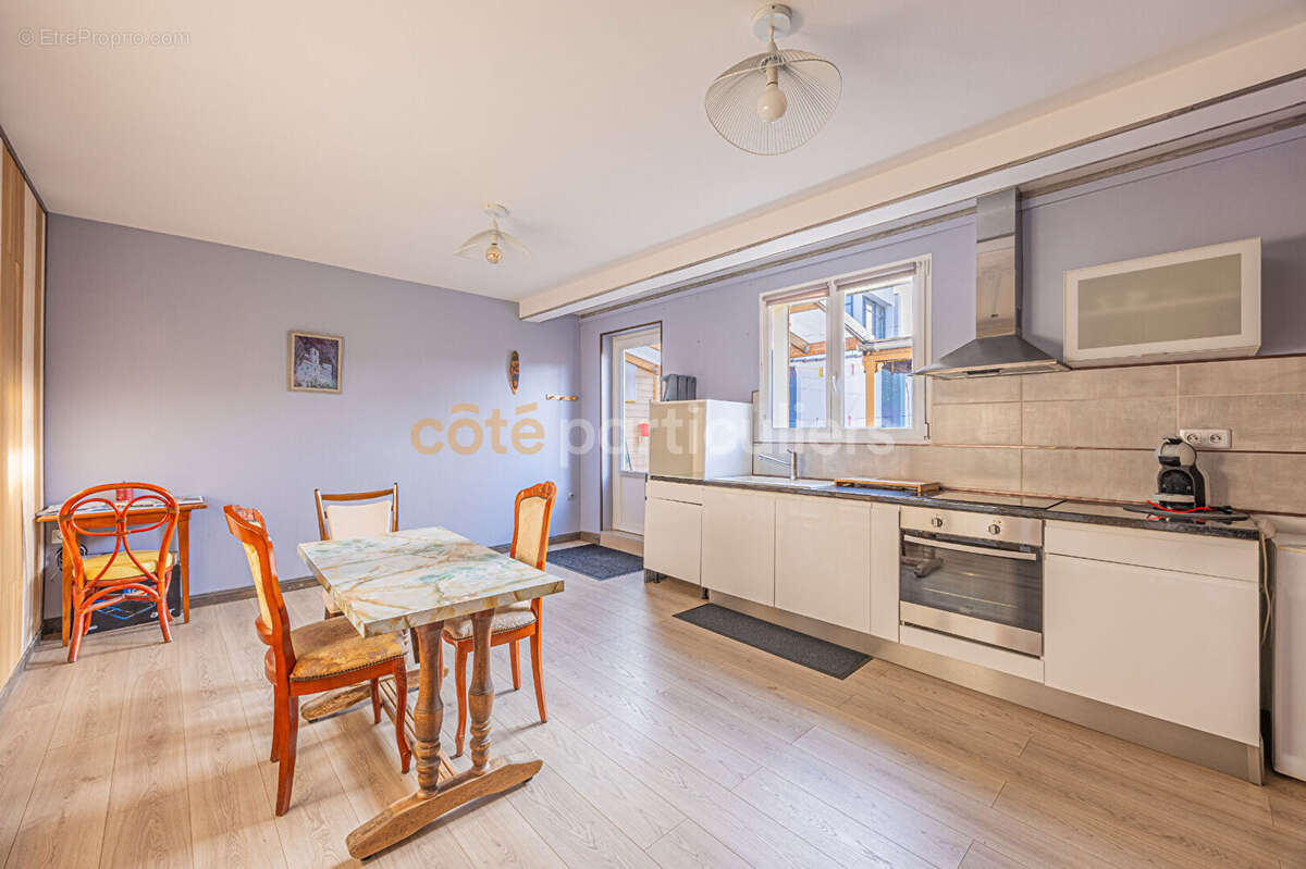 Pont-saint-martin -- maison de bourg -- 92 m2 -- 4 chambres -- patio exterieur - photo 5