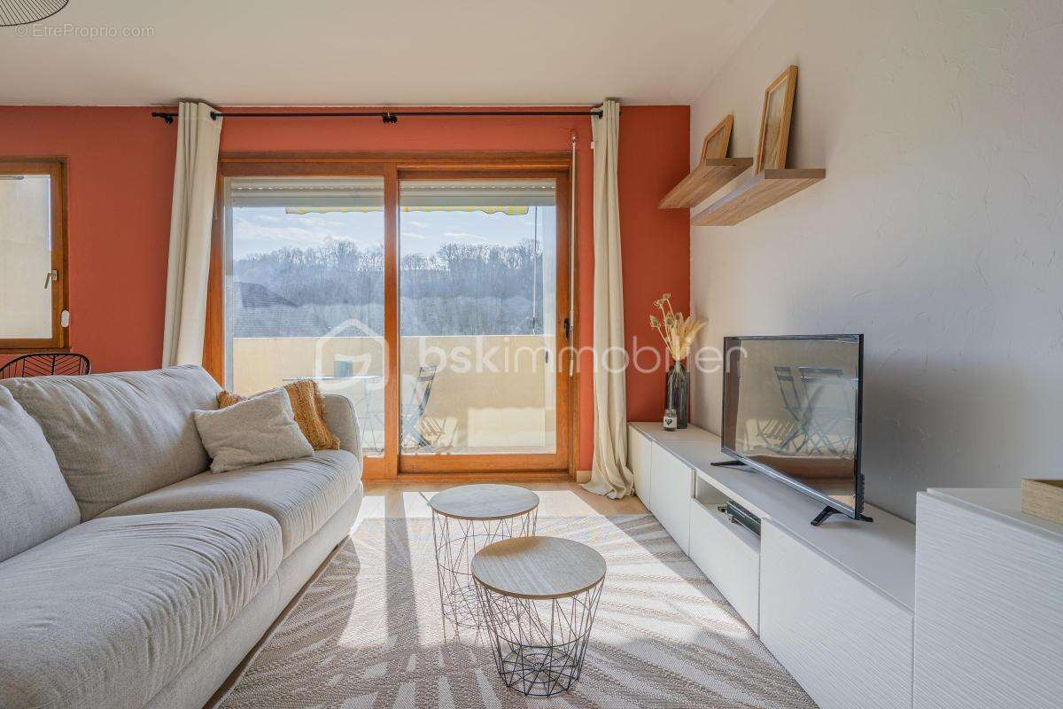 Appartement à ALBY-SUR-CHERAN