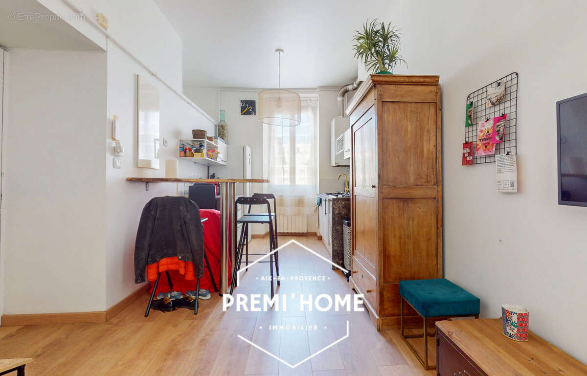 Appartement à MARSEILLE-2E