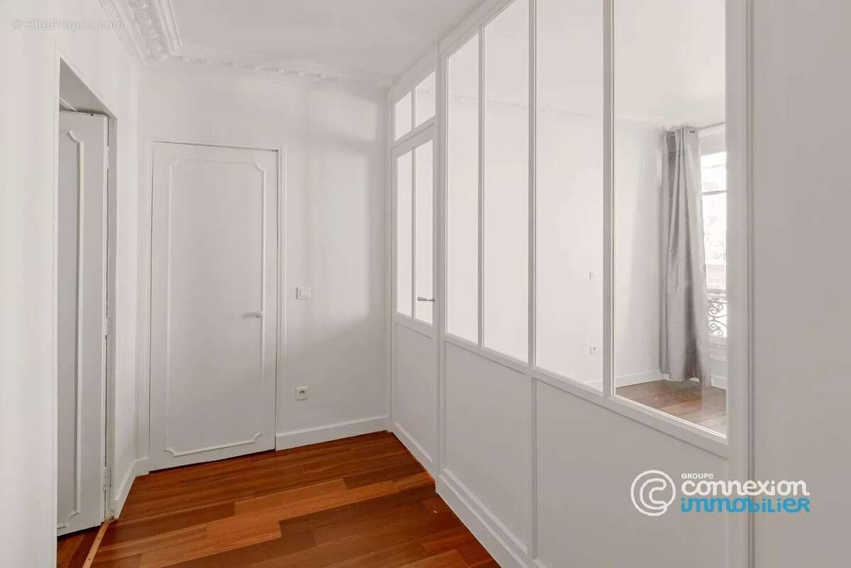 Appartement à PARIS-2E