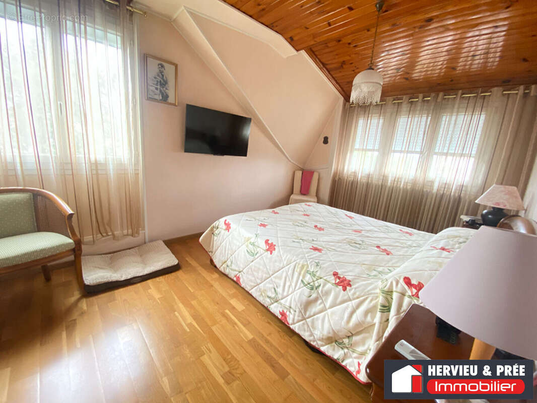 Maison à LUC-SUR-MER