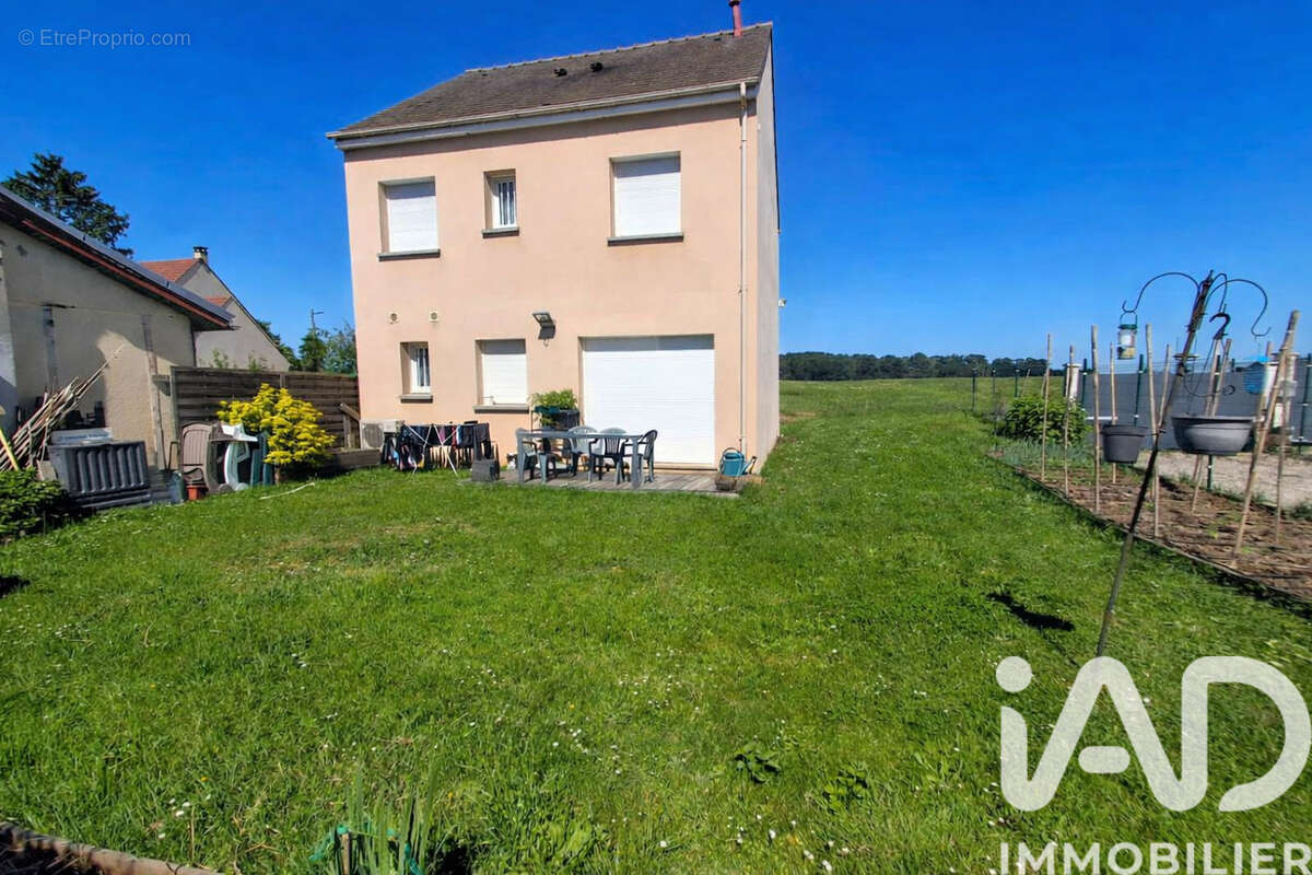 Maison 100 m² à Orvilliers  - photo 2