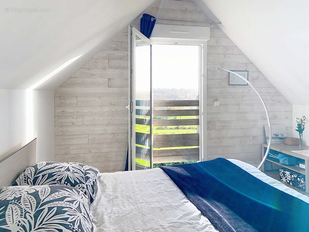 Maison à SAINT-JEAN-DES-CHAMPS