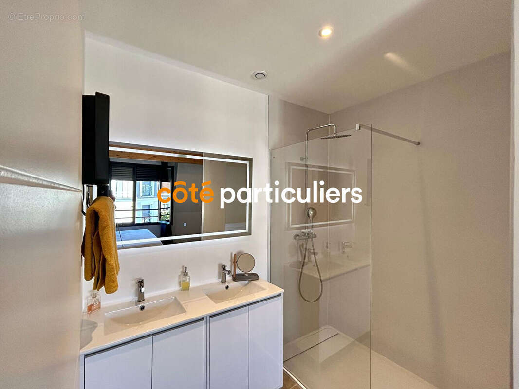 Maison à CHENNEVIERES-SUR-MARNE