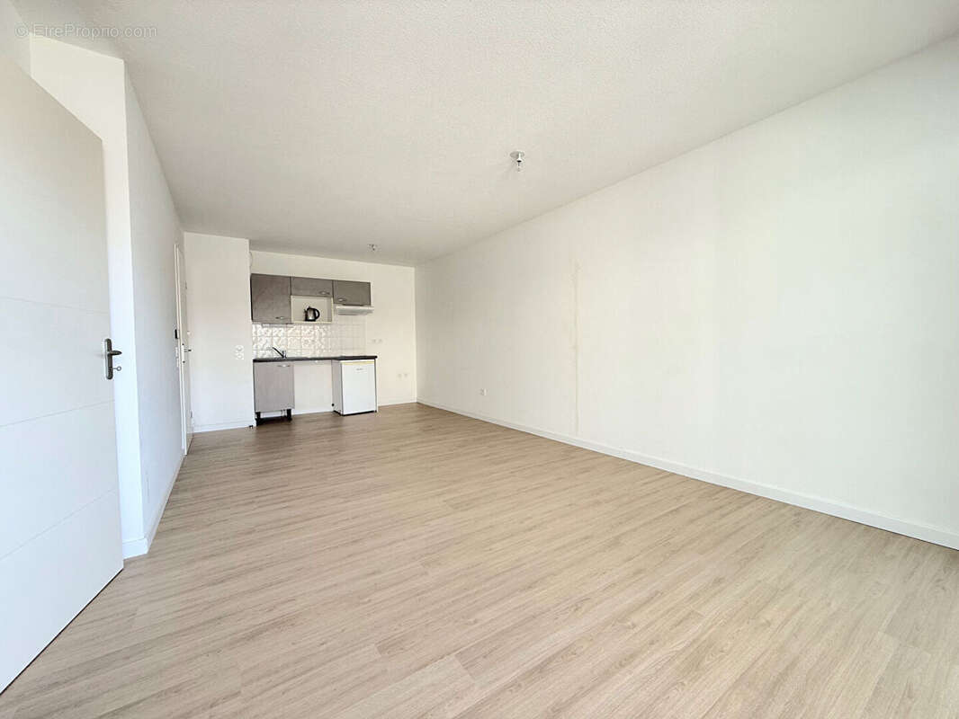 Appartement  45 m² T2  BAYONNE - photo 2