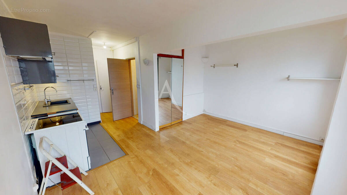 Appartement à PARIS-19E