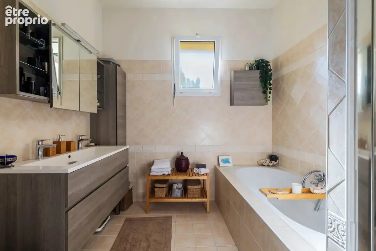 Nice bas fabron – 5 pièces familial, terrasse 35 m² & parking - photo 12