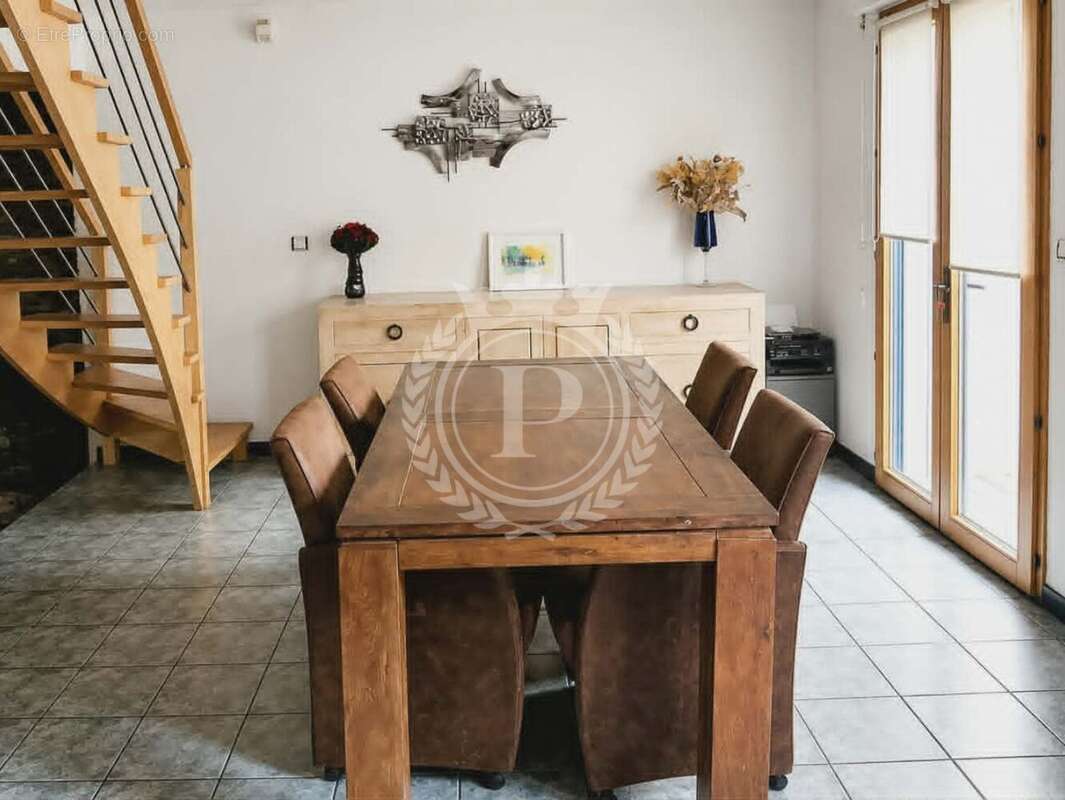 Maison à GOUY-SERVINS