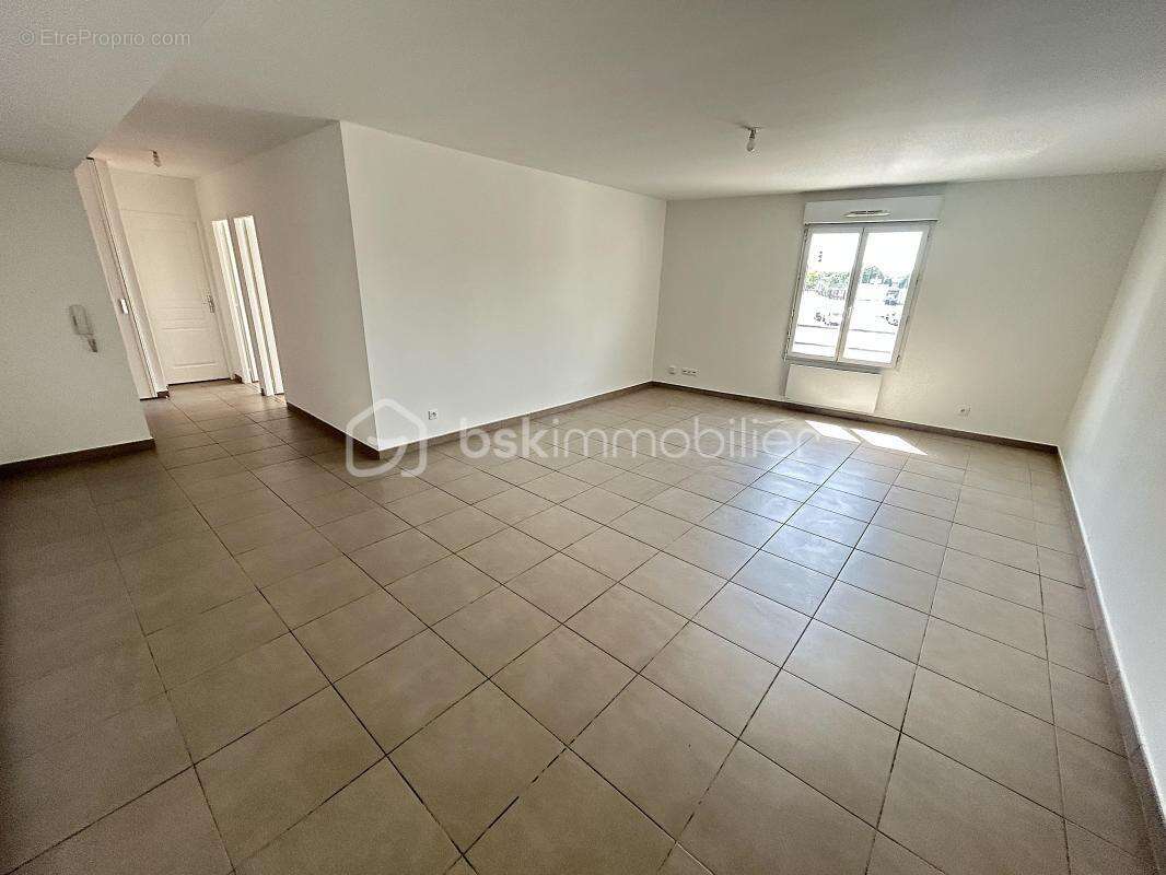 Appartement à CHENNEVIERES-SUR-MARNE