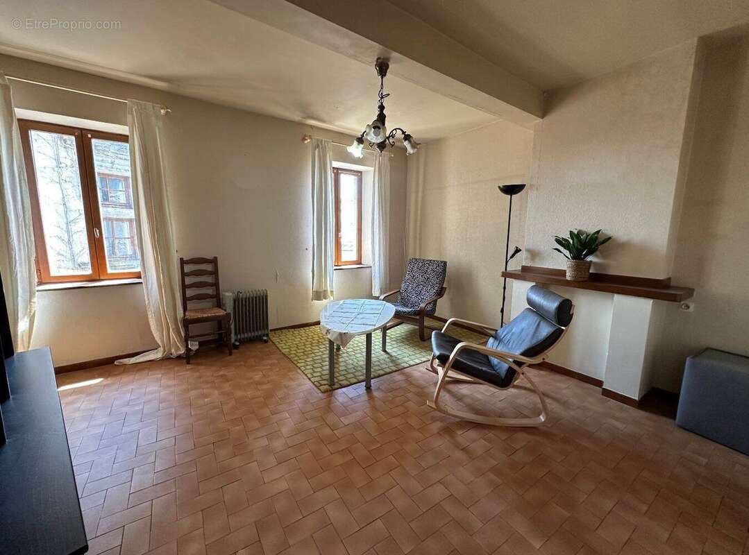 Maison à CAUNES-MINERVOIS