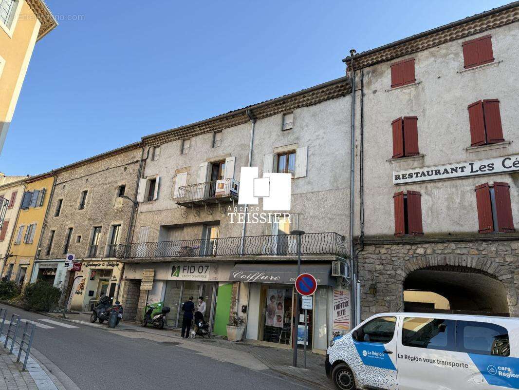 Appartement à LES VANS