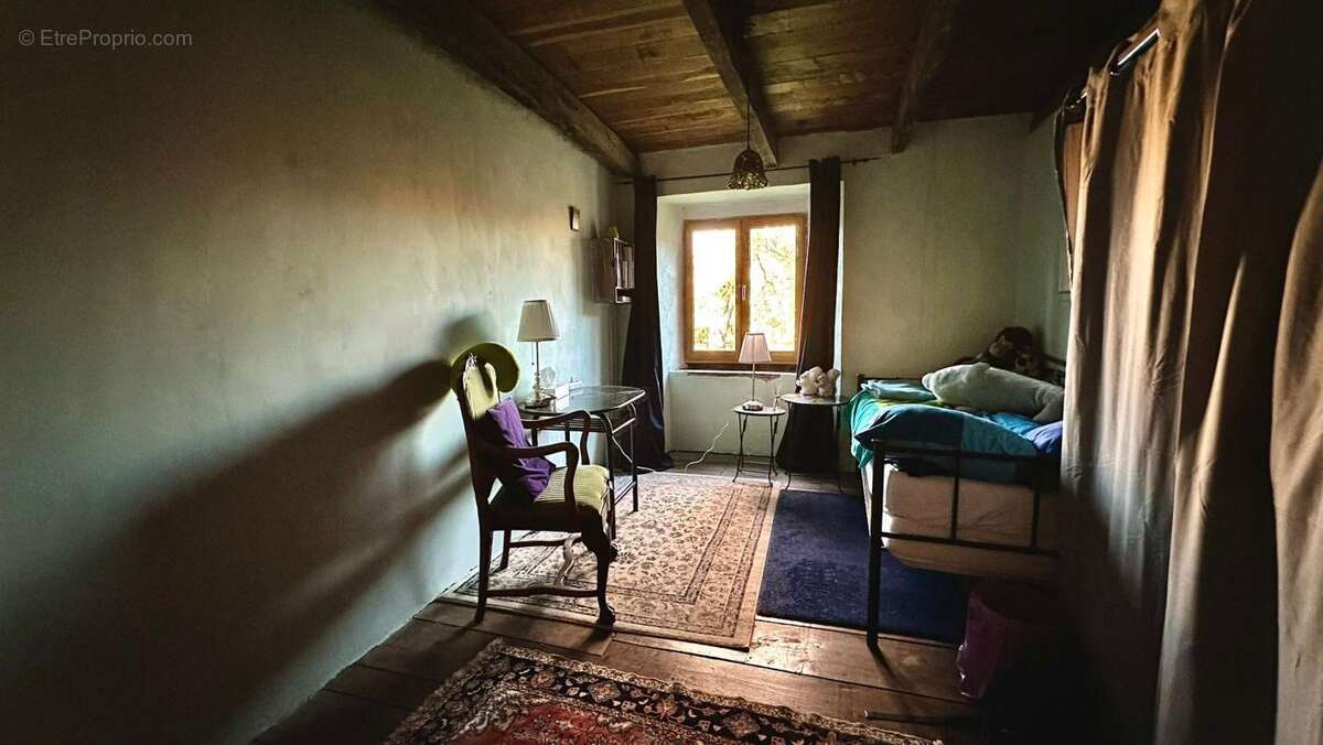 Maison à RULLAC-SAINT-CIRQ