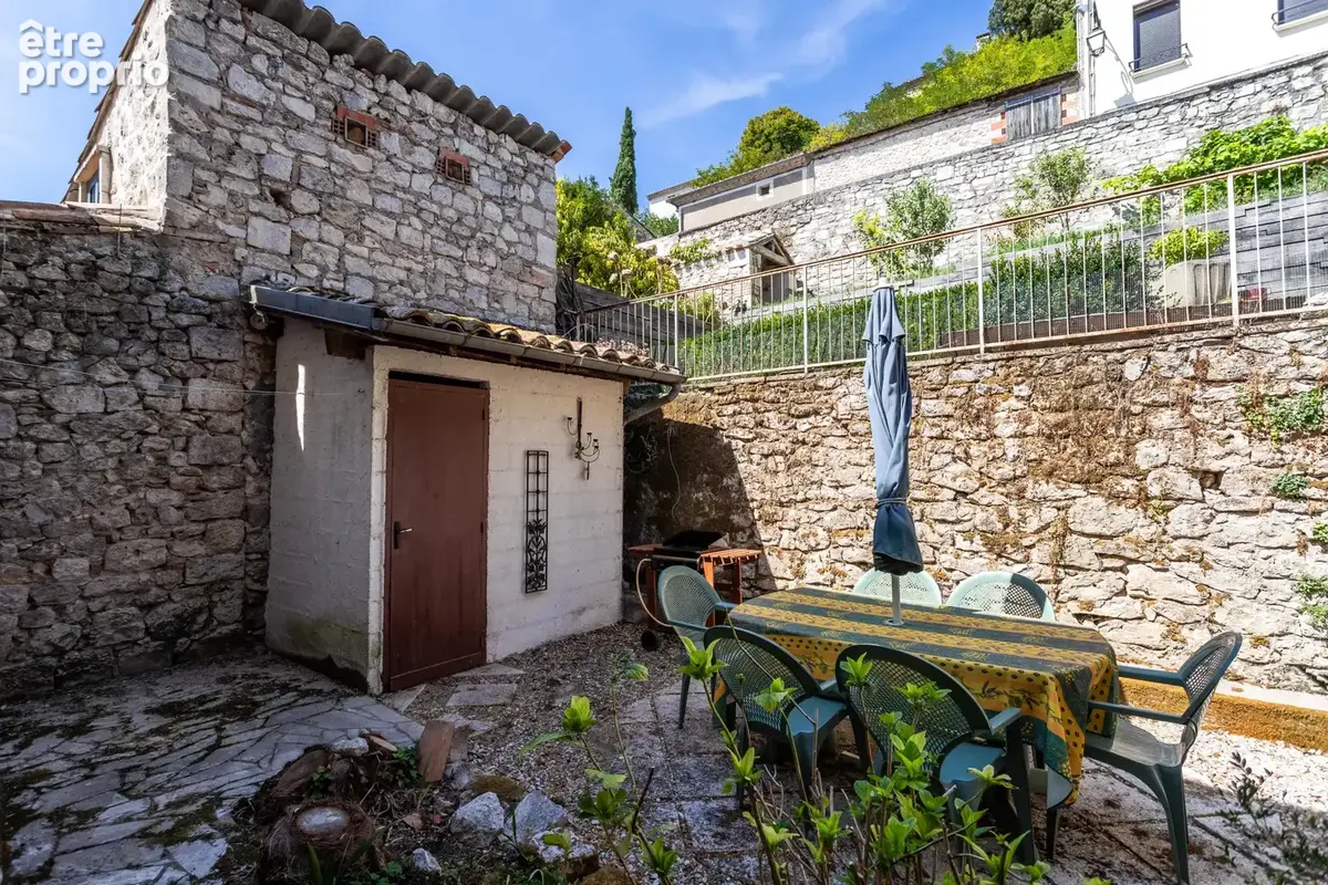 Maison de village en pierre avec jardin-cour et vue - photo 26