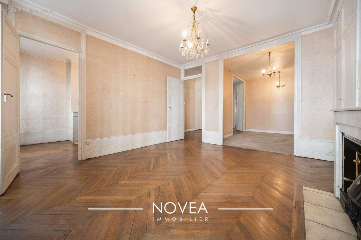 Appartement à LYON-6E