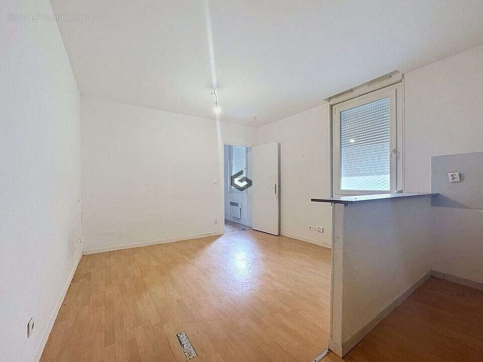 Appartement 39 m² à Reims  - photo 7