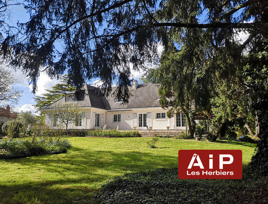 Maison à LE BOUPERE