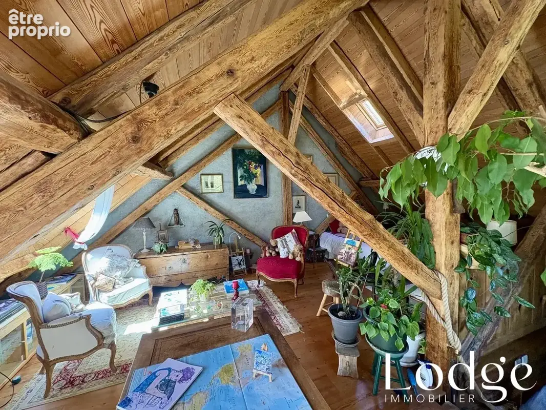 Maison 8 pièces 270 m² à vendre à Saint-Chaffrey (05330) - photo 4