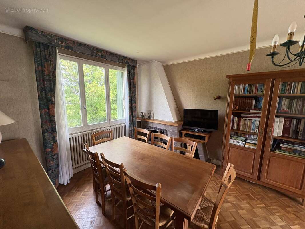 Maison 106 m² à Celles-Sur-Belle  - photo 3