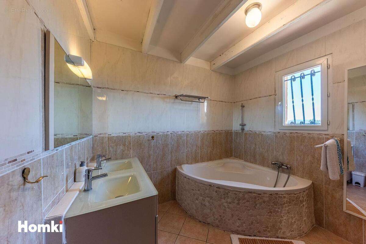 Maison à MONTFORT-SUR-ARGENS