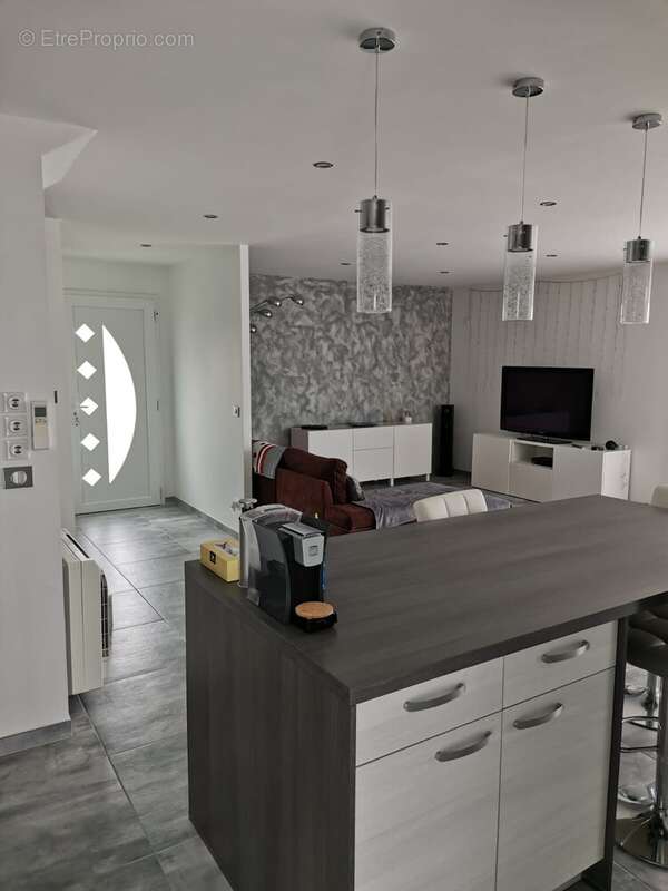 Maison à LE THOLONET