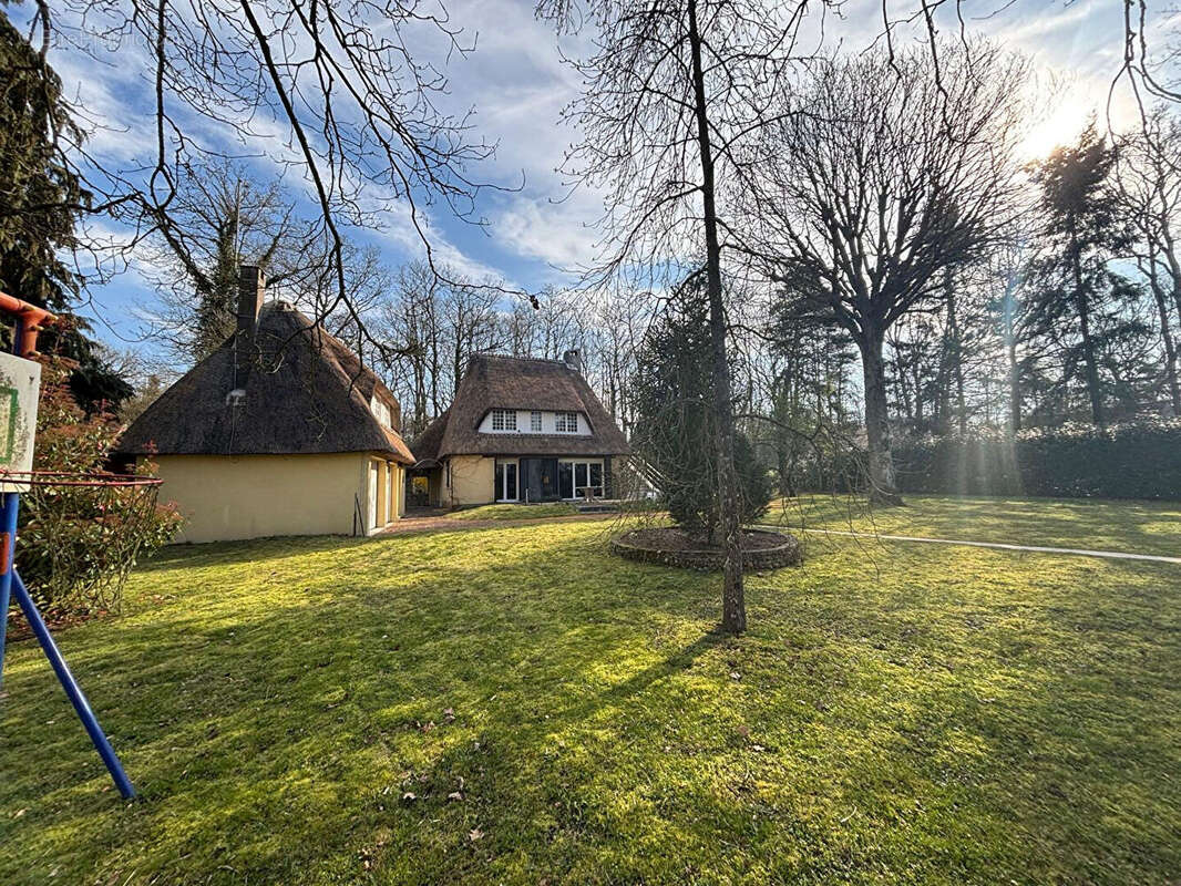 Maison à HOUDAN