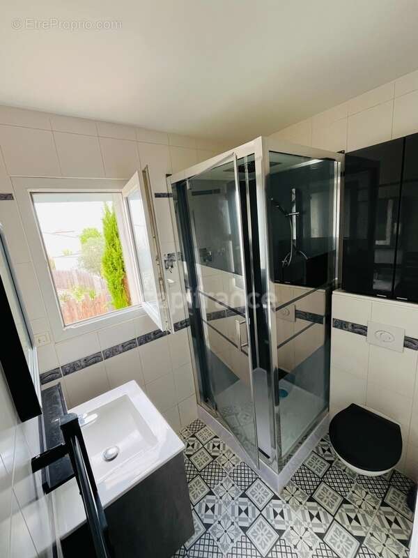 Maison à MAS-DE-LONDRES