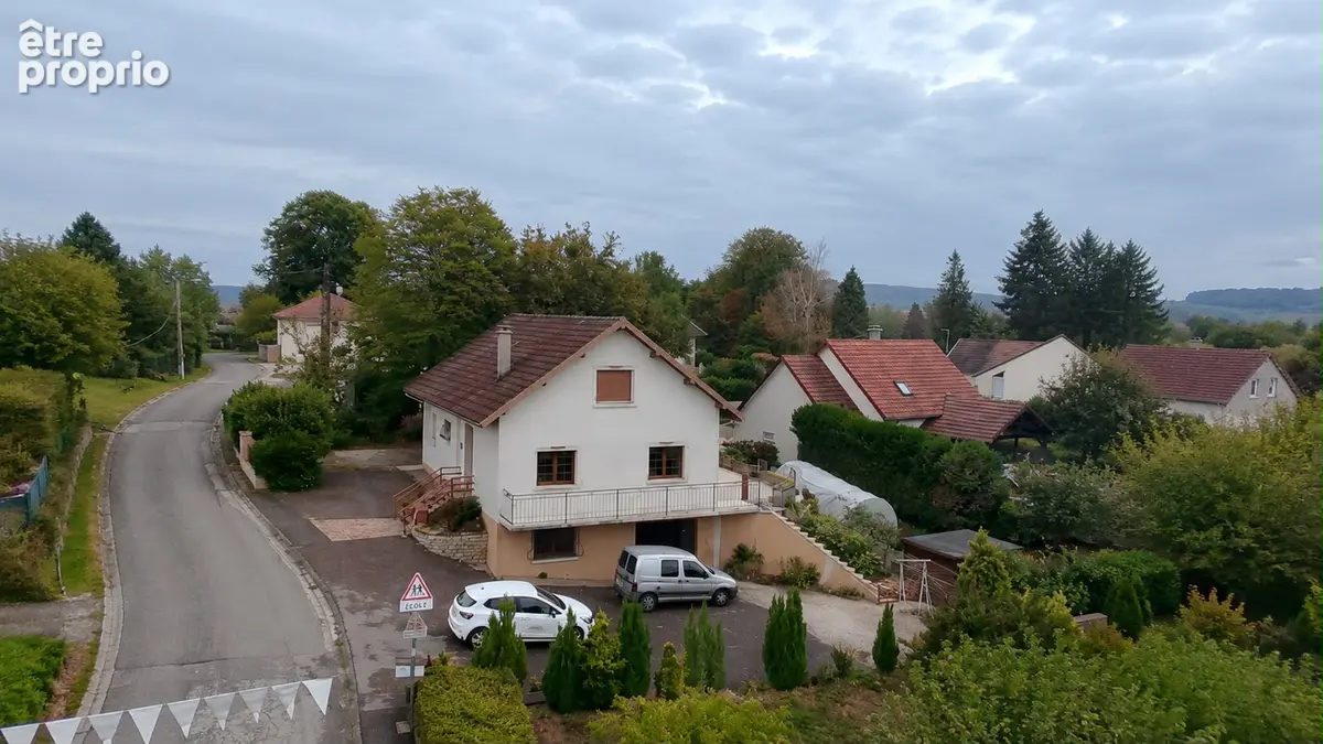 Maison à MONTFAUCON