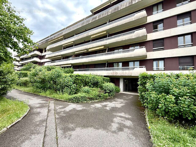 Appartement à FERNEY-VOLTAIRE