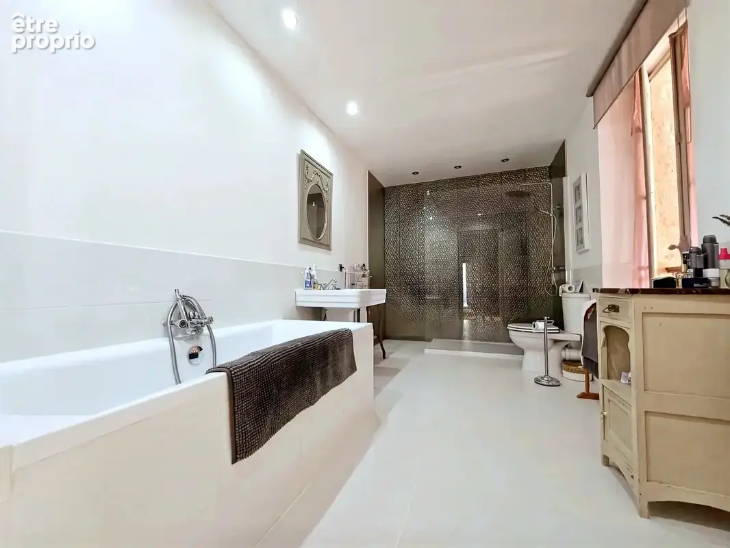 Manoir en Pierre avec Piscine, Terrain de Tennis & Grange – Près d'Eymet - photo 16