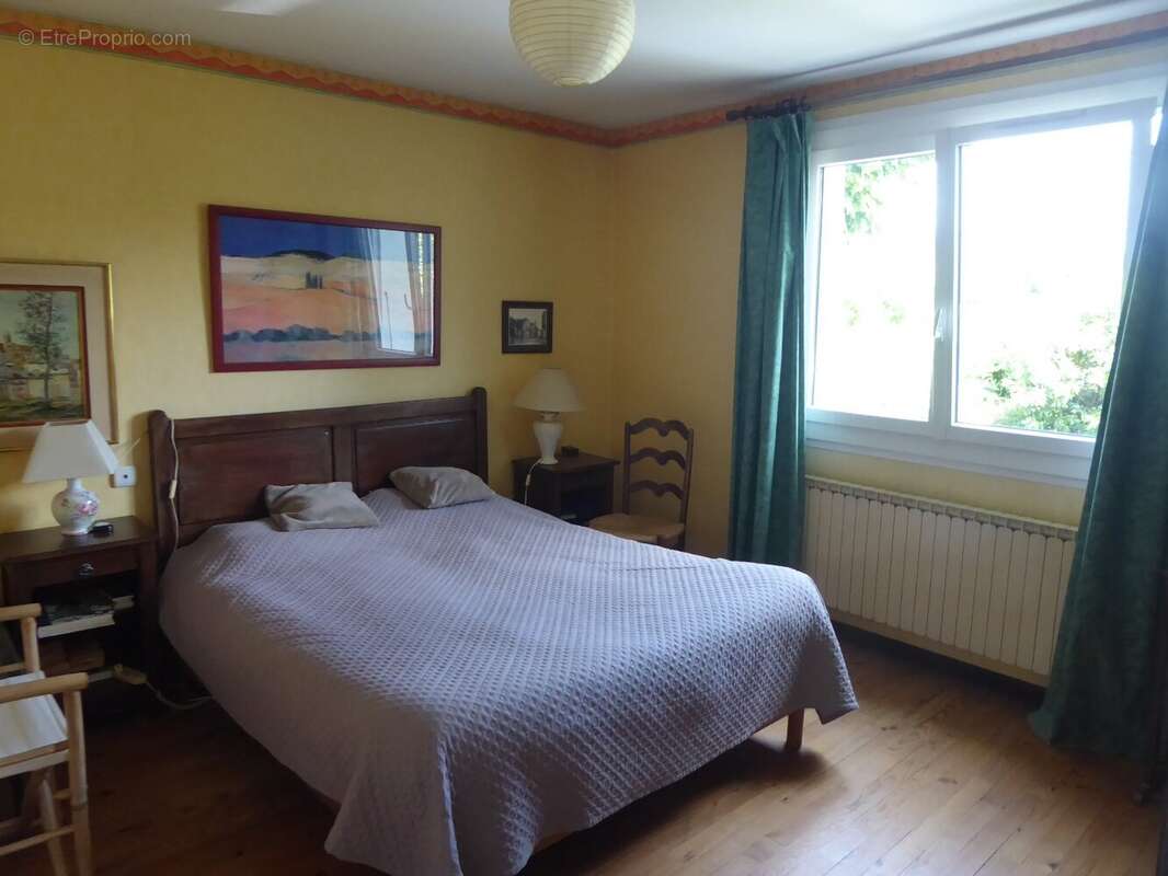 Maison sur grand terrain - photo 8