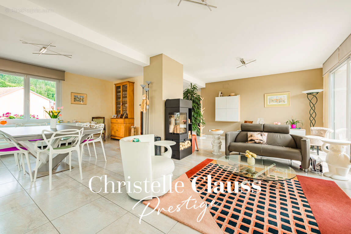 Maison à HUSSEREN-LES-CHATEAUX