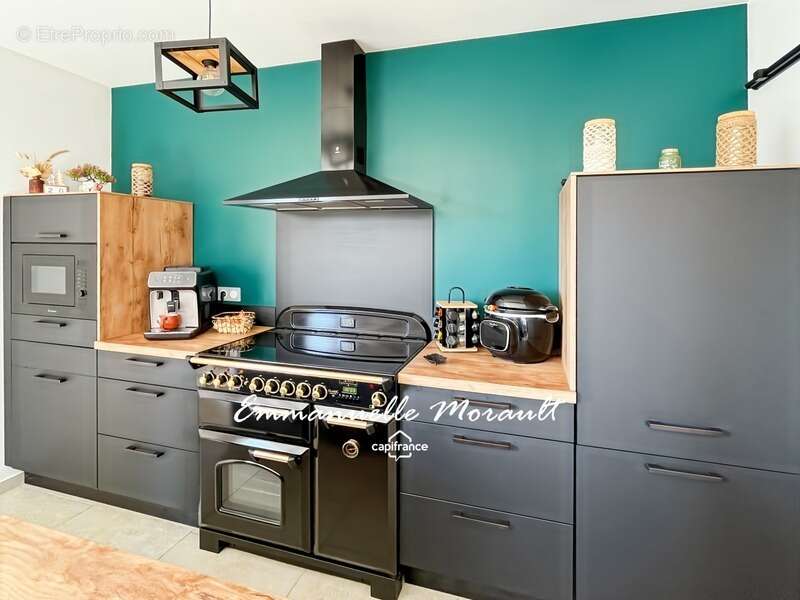 Maison à BAGNOLS-EN-FORET