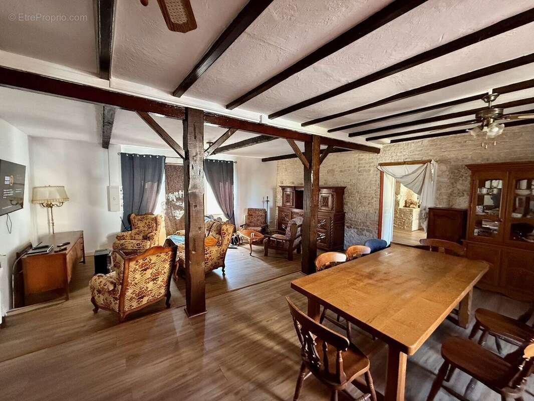 Maison à TILLOU